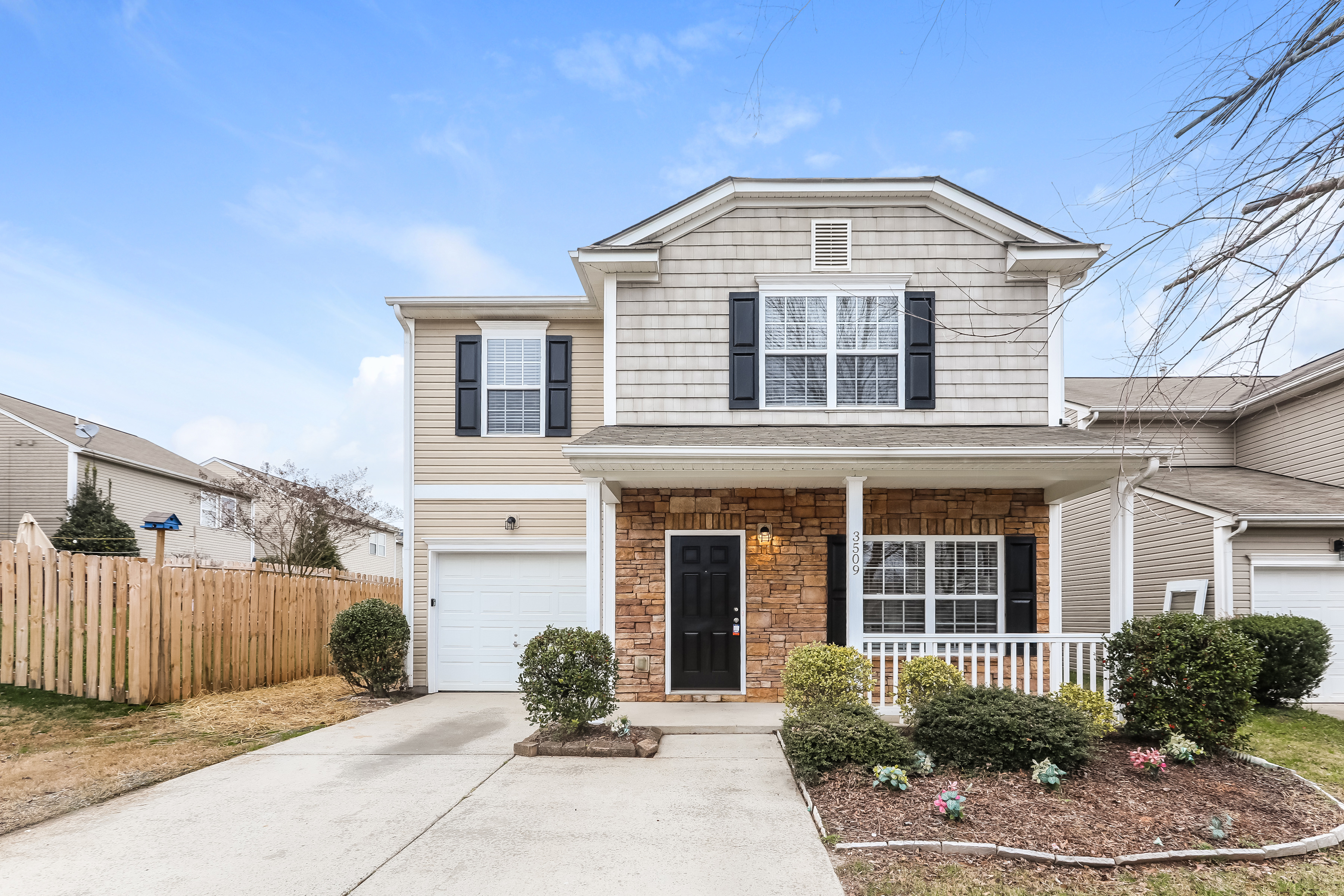 3509 Charterhall Ln Charlotte, NC 28215